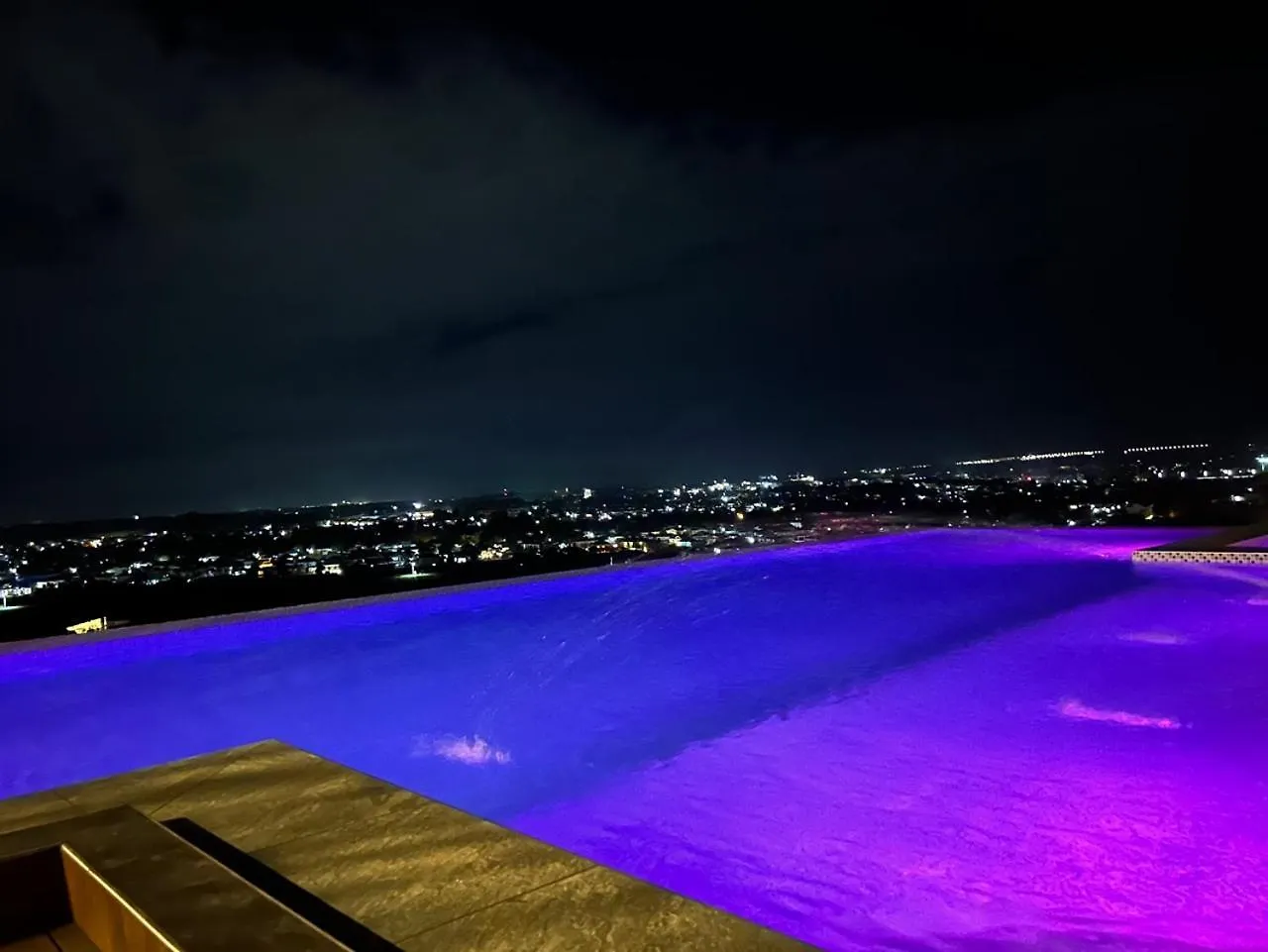 1124 Lagrande2 11Floor Rooftop Swiming Angeles Walking Street Appart hôtel